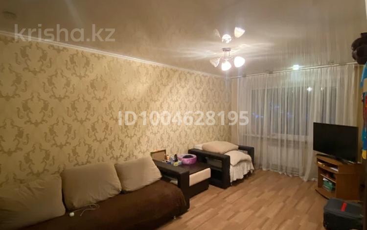 2-комнатная квартира · 43 м² · 1/5 этаж, Пришахтинск, 22й микрорайон 2 — Школа 32 за 12 млн ₸ в Караганде, Алихана Бокейханова р-н — фото 2