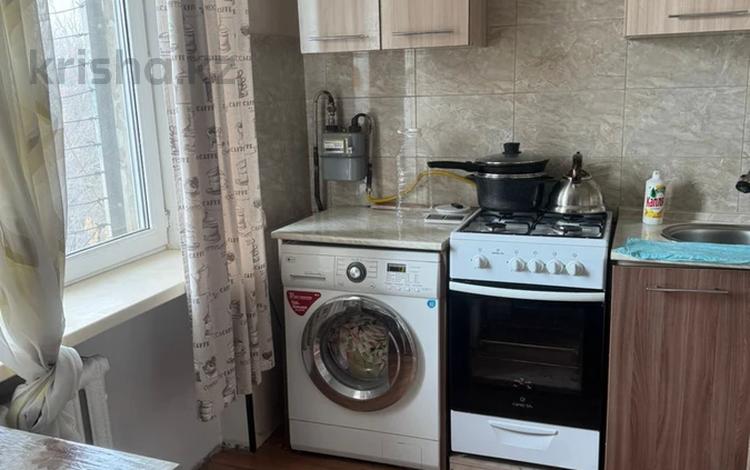 3-бөлмелі пәтер · 75 м² · 5/5 қабат, Просп. Абая 133, бағасы: 21 млн ₸ в Таразе — фото 2