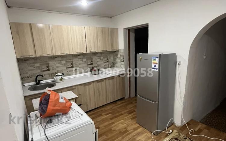 3-бөлмелі пәтер · 40 м² · 1/1 қабат, Булкушева 4, бағасы: 150 000 ₸ в Алматы, Жетысуский р-н — фото 2