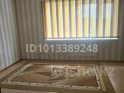 3-комнатная квартира · 59.5 м² · 3/5 этаж, черекаева 26 — 8 и 25 школы за 18.5 млн ₸ в Уральске