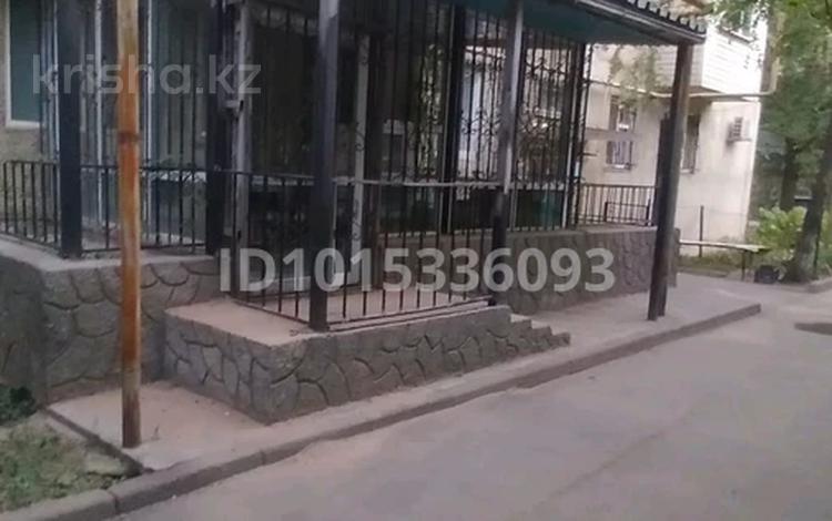 3-комнатная квартира · 100 м² · 1/5 этаж, Абая — Магазин Ольга за 250 000 ₸ в  — фото 2