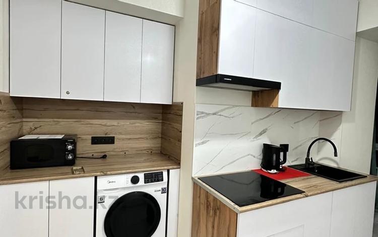 2-комнатная квартира · 60 м² · 3/9 этаж, Карасай батыра 345 — Толе би за 320 000 ₸ в Алматы, Алмалинский р-н — фото 2