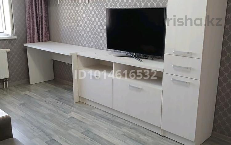 1-комнатная квартира · 37 м² · 10/12 этаж, Казыбек би 11, 11Б, 15, 13, 11а, 11/1, 13а, 11/2 за 215 000 ₸ в Астане, Нура р-н — фото 2
