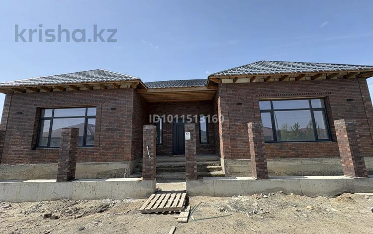Отдельный дом · 5 комнат · 240 м² · 9 сот., мкр Самал, 1 1 — Сафи Утебаева и Берика Коркытова за 130 млн ₸ в Атырау — фото 2