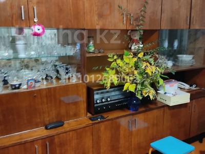 2-комнатная квартира · 56 м² · 2/2 этаж, Абая — КАРГТУ за 200 000 ₸ в Караганде, Казыбек би р-н