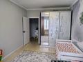 2-комнатная квартира · 60 м² · 9/9 этаж, мкр. Зачаганск пгт, Бірлік 11 — Гипермаркет Алтындар за 22 млн ₸ в Уральске — фото 2