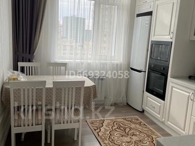 2-бөлмелі пәтер, 67 м², 12/16 қабат ай сайын, Улы Дала 57, бағасы: 320 000 〒 в Астане, Есильский р-н