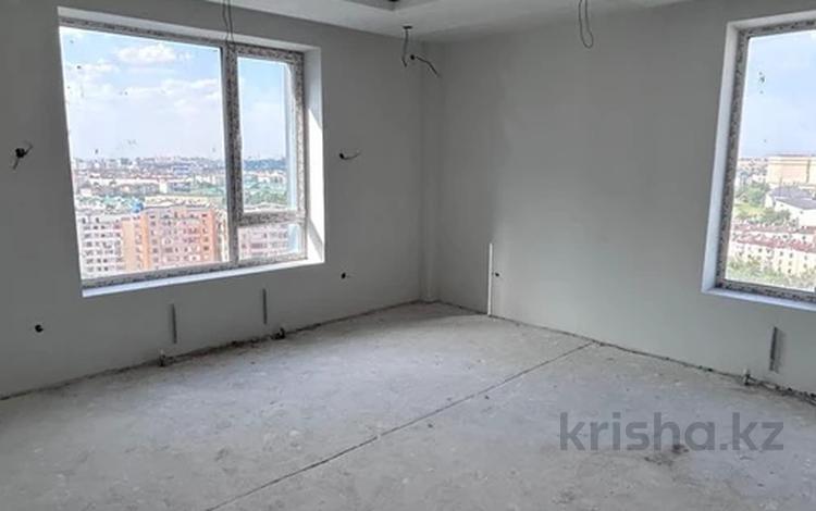 3-бөлмелі пәтер · 133 м² · 12/12 қабат, Байтерекова 85, бағасы: 63 млн ₸ в Шымкенте — фото 2