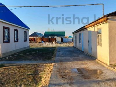 Отдельный дом · 4 комнаты · 130 м² · 10 сот., жилой массив Кызылжар, Жилой массив Кызылжар 2 804 за 20 млн ₸ в Актобе