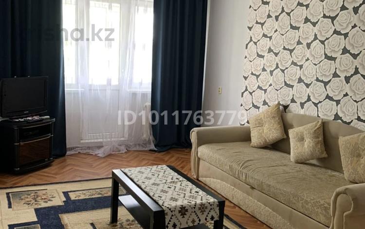 2-бөлмелі пәтер · 46 м² · 4/5 қабат, ул. Хиуаз Доспановой 63, бағасы: 13.5 млн ₸ в Уральске, мкр Школьник — фото 4