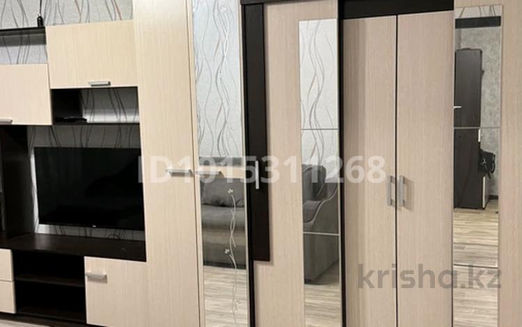 1-комнатная квартира · 33 м² · 2/5 этаж, Пришахтинск, Пришахтинск, 22й микрорайон 1 — Народный банк за 120 000 ₸ в Караганде, Алихана Бокейханова р-н — фото 15