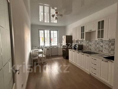 1-бөлмелі пәтер · 45 м² · 1/12 қабат, Ақбұлақ ш/а., Дарабоз 81 — Район Алматы Арены, бағасы: 250 000 ₸ в Алатауский р-н