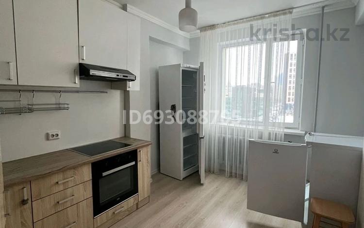 4-комнатная квартира, 101 м², 6/9 этаж, Сауран 14