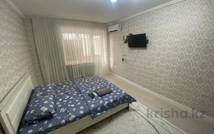 1-бөлмелі пәтер · 50 м² · 1/5 қабат, Паримбетова 4, бағасы: 10 000 ₸ в  — фото 2