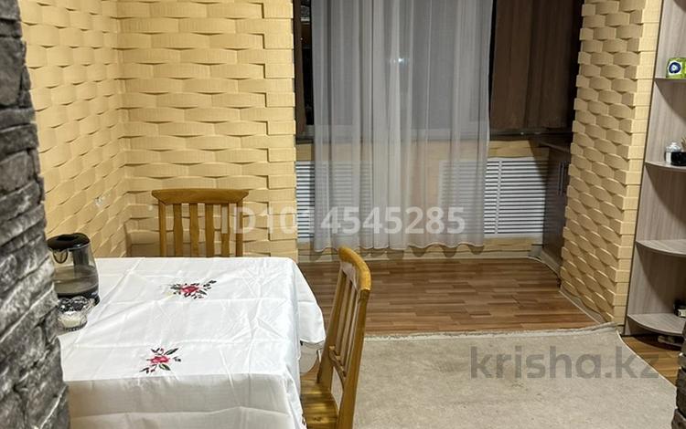 2-комнатная квартира · 52 м² · 3/5 этаж, Айтиева — Мынбаева и Айтиева за 300 000 ₸ в Алматы, Бостандыкский р-н — фото 2
