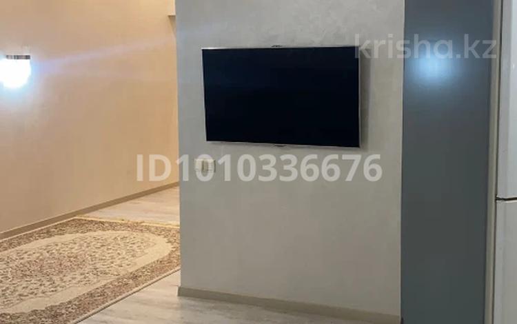 2-бөлмелі пәтер · 91 м² · 8/18 қабат, Курмангазы 145 — Муканова, бағасы: 100 млн ₸ в Алматы, Алмалинский р-н — фото 2