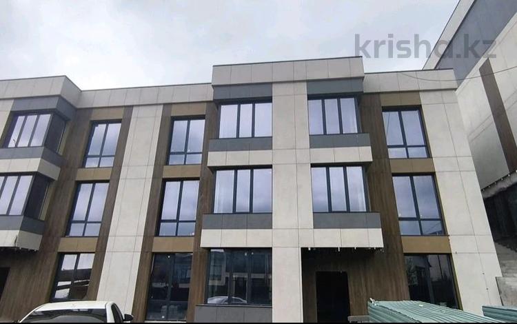 2-комнатная квартира · 76 м² · 2/3 этаж, Ондасынова 20А за 71 млн ₸ в Алматы, Медеуский р-н — фото 10