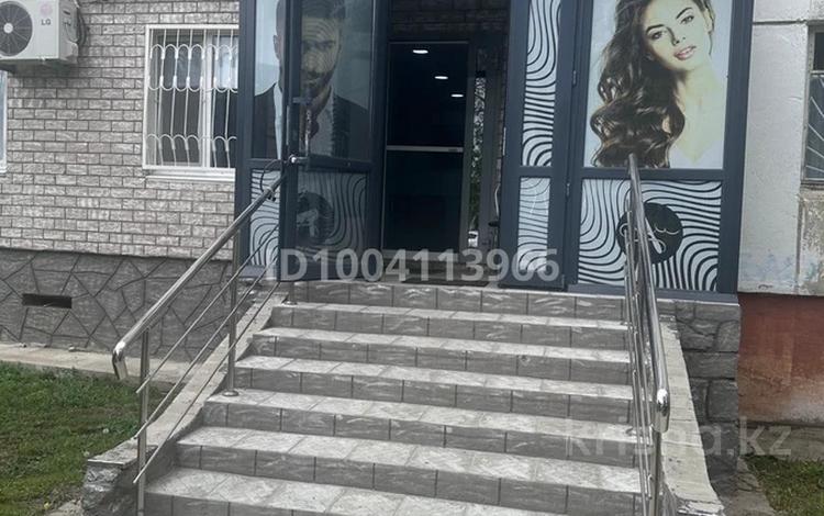 Салоны красоты · 50 м² за 30 млн ₸ в Лисаковске — фото 2