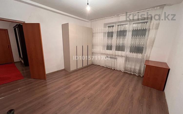 3-бөлмелі пәтер · 89 м² · 7/9 қабат, Зачаганск пгт ш/а., Мурат Мункейулы, бағасы: 35 000 ₸ в Уральске, мкр. Зачаганск пгт — фото 2