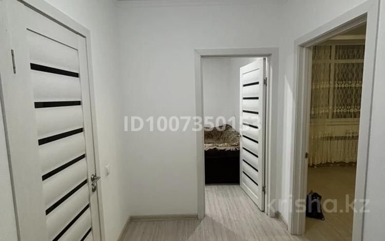1-бөлмелі пәтер · 40 м², Улы Дала 65/1, бағасы: 10 000 ₸ в Астане, Есильский р-н — фото 2