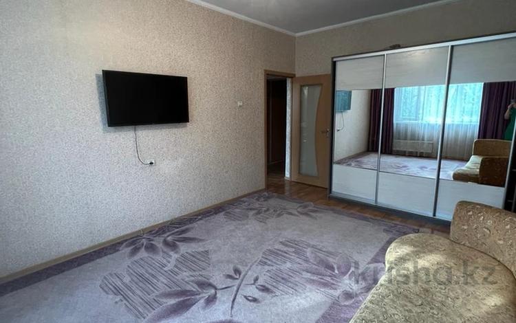 2-комнатная квартира, 53 м², 5/9 этаж, мкр Аксай-3 5 за 35.5 млн 〒 в Алматы, Ауэзовский р-н — фото 2