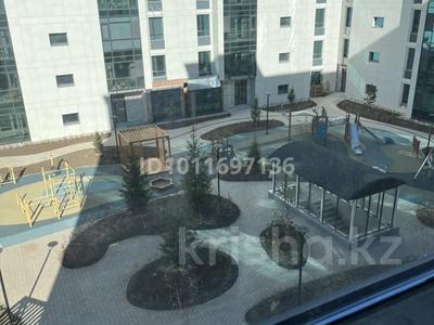 3-бөлмелі пәтер · 85 м² · 5/8 қабат, мкр Комсомольский, баян сулу 42, бағасы: 64.5 млн ₸ в Астане, Есильский р-н