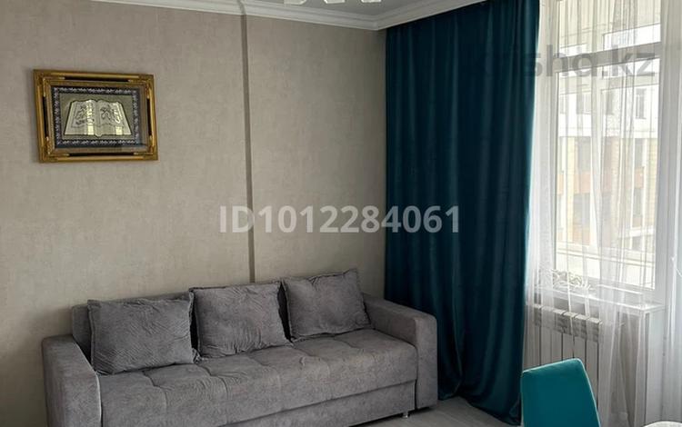 2-комнатная квартира · 46 м² · 9/10 этаж, ул. Чингиза Айтматова 33 за 210 000 ₸ в Астане, Нура р-н — фото 2
