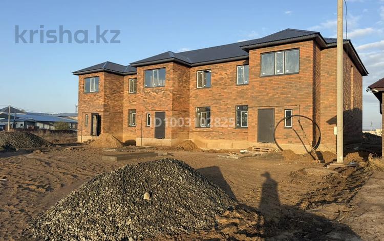 Часть дома · 4 комнаты · 185 м² · 2.5 сот., мкр Жулдыз, Памяти воинов интернационалистов 111А за 42 млн 〒 в Уральске — фото 12