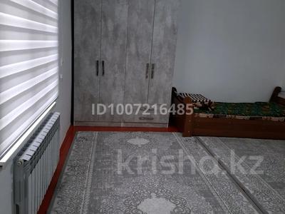 Отдельный дом · 2 комнаты · 60 м², Туткабаева 29 — Саттарханова и Алькожа ата за 100 000 〒 в Туркестане