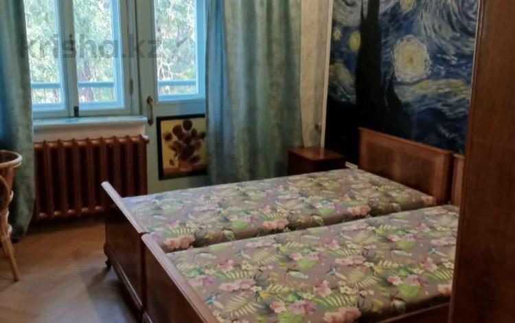 2-комнатная квартира · 55 м² · 2/3 этаж, Шевченко — Назарбаева за 370 000 ₸ в Алматы, Алмалинский р-н — фото 2