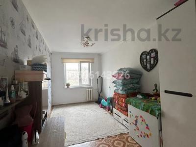 2-комнатная квартира, 45 м², 3/5 этаж, Сергей Тюленина 1/6 — Возле улица сергей тюленина за 12.5 млн 〒 в Уральске