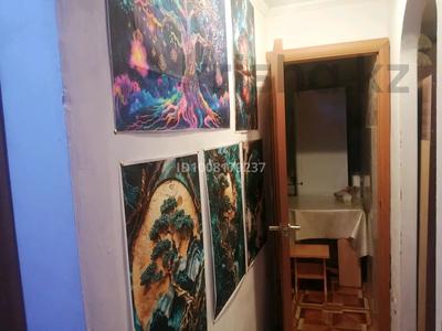 3 комнаты · 42 м² · 3/5 этаж, мкр 5, Абая 15 — проспект абая есет батыра за 35 000 〒 в Актобе