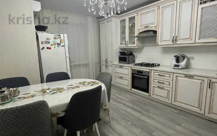 4-комнатная квартира, 166.4 м², 4 этаж, Юрия Гагарина 9А за 56 млн 〒 в Костанае — фото 2