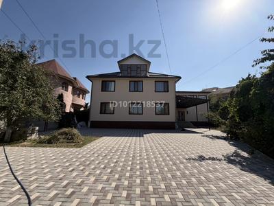 Отдельный дом · 11 комнат · 500 м² · 8.8 сот., мкр Таугуль-3 30 за 550 млн ₸ в Алматы, Ауэзовский р-н