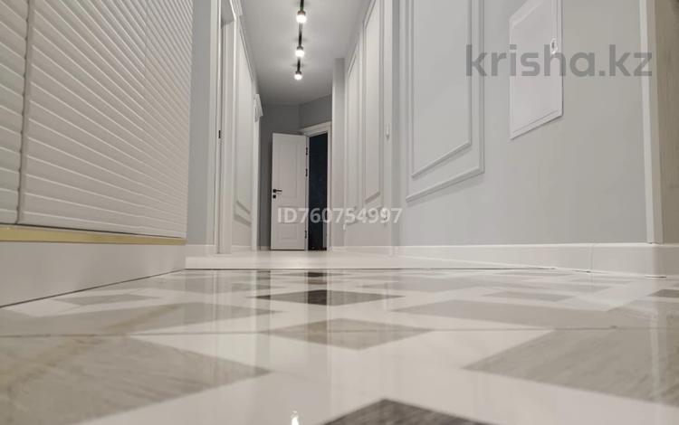 2-бөлмелі пәтер · 75 м² · 7/12 қабат, Торекулова 90/1, бағасы: 500 000 ₸ в Алматы, Алмалинский р-н — фото 2