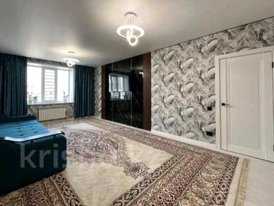 2-бөлмелі пәтер · 71 м² · 11/12 қабат, Нажмиденова 15, бағасы: ~ 42 млн ₸ в Астане, Алматы р-н