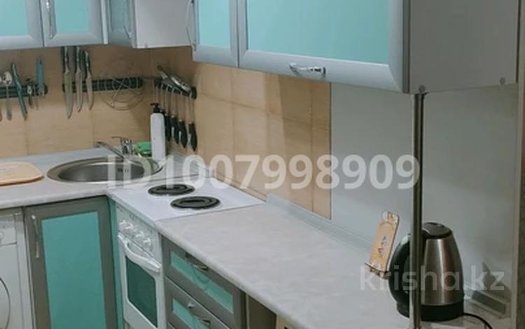2-бөлмелі пәтер · 43 м² · 3/5 қабат, Бурова 8, бағасы: 180 000 ₸ в Усть-Каменогорске — фото 2