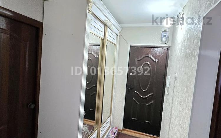 3-бөлмелі пәтер · 64 м² · 3/5 қабат, Талас ш/а 25, бағасы: 20 млн ₸ в Таразе, мкр Талас — фото 2