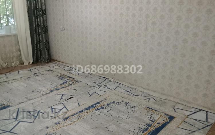3-бөлмелі пәтер · 70 м² · 1/5 қабат, мкр 8 60/2 — Абулхаир хан, бағасы: 23 млн ₸ в Актобе — фото 2
