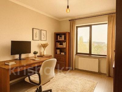 4-комнатная квартира · 147 м² · 4/9 этаж, Кабанбай батыра 51 за 175 млн ₸ в Алматы, Медеуский р-н
