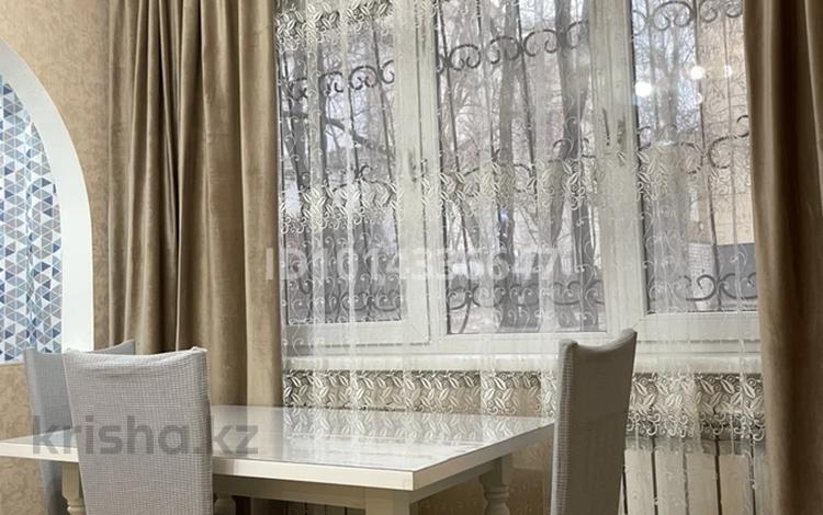 2-комнатная квартира · 46.2 м² · 1/4 этаж, мкр №4 6 — Абая - Правда за 32 млн ₸ в Алматы, Ауэзовский р-н — фото 2