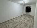 2-бөлмелі пәтер · 43.8 м² · 1 қабат, мкр Атырау, Махамбет Утемисова 109 — Махамбет Утемисова 109, бағасы: 13 млн ₸ — фото 3
