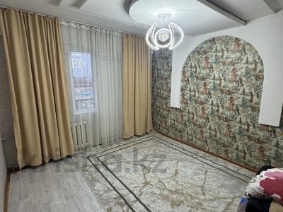 2-комнатная квартира, 52 м², 5/5 этаж, Байтурсынова за 18.5 млн 〒 в Шымкенте, Аль-Фарабийский р-н