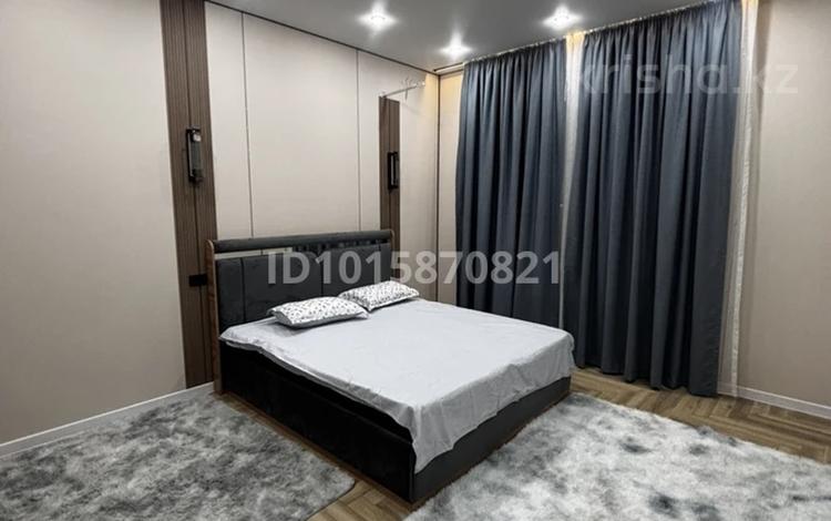 1-комнатная квартира · 42 м² · 4/5 этаж, мкр Кайтпас 1 за 220 000 ₸ в Шымкенте, Каратауский р-н — фото 2