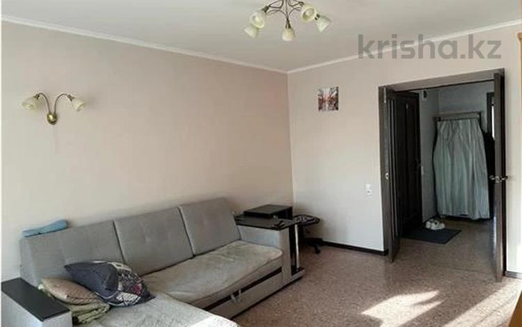 3-бөлмелі пәтер · 56.9 м² · 3/5 қабат, мкр Михайловка , ул. Аманжолова, бағасы: 32 млн ₸ в Караганде, Казыбек би р-н — фото 4