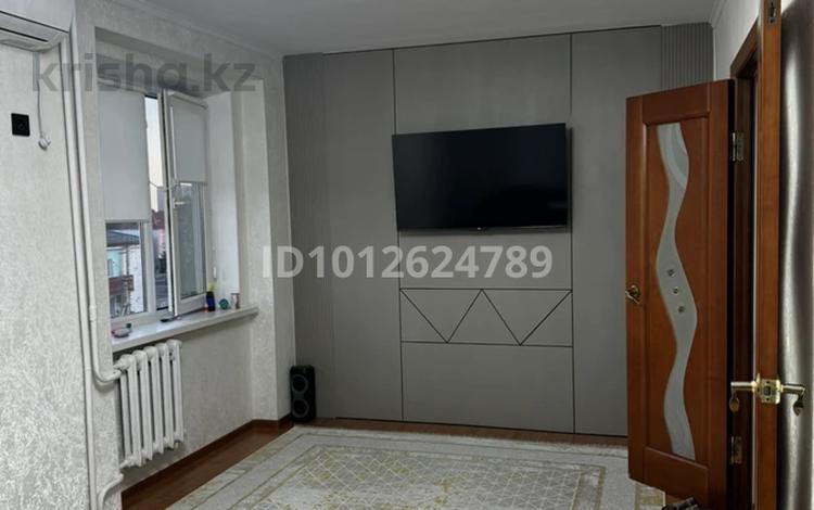 3-комнатная квартира · 56.9 м² · 4/5 этаж, мкр Центральный, Махамбет Утемисова 114а за 20 млн ₸ в Атырау — фото 2