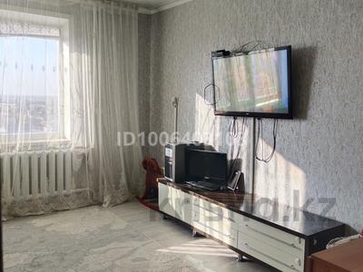 2-бөлмелі пәтер · 56.3 м² · 8/9 қабат, Рыскулова — Стадион Цементник, бағасы: 18.5 млн ₸ в Семее