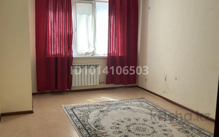 1-комнатная квартира · 40 м² · 1/5 этаж, 193-й квартал, Туран 359/2 за 90 000 ₸ в Шымкенте, Енбекшинский р-н — фото 2