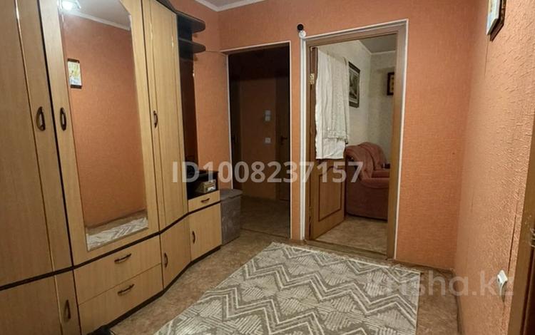 3-комнатная квартира · 70 м² · 3/9 этаж, мкр 8 294 — Остановка 8 Мкр за 160 000 〒 в Актобе — фото 2