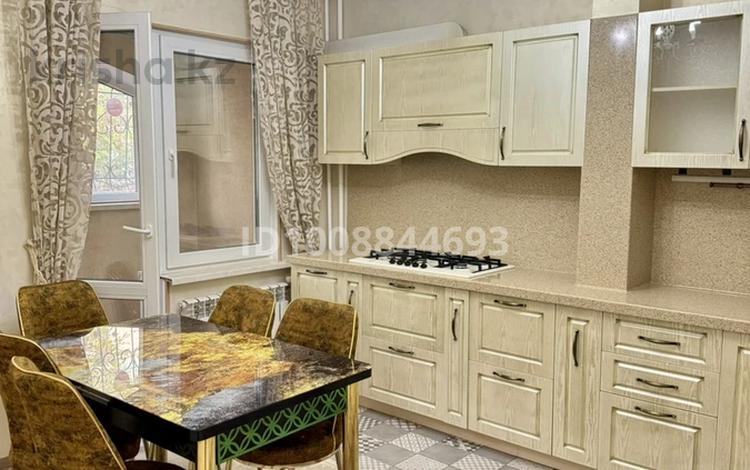 4-комнатная квартира · 100 м² · 2/9 этаж, мкр Алмагуль, Байкадамов 26 — Трц Мега за 500 000 ₸ в Алматы, Бостандыкский р-н — фото 3
